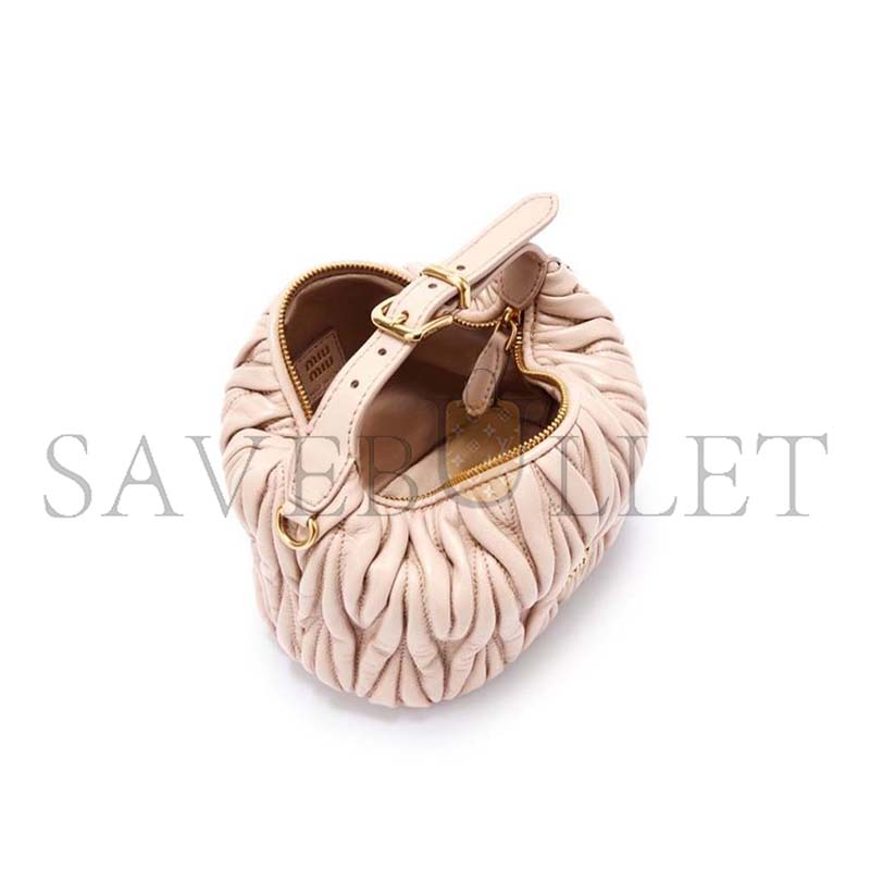 MIU MIU QUILTED NAPPA LEATHER POUCH 5NE026 (15*8.5*8cm)